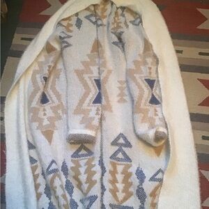 On Blue fuzzy southwestern long cardigan, Small